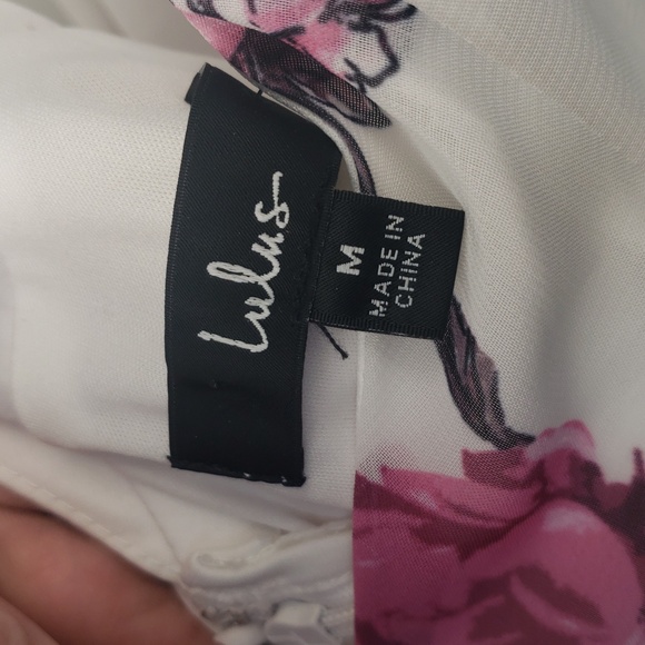 Let Our Love Bloom White Floral Print Surplice Mini Dress Lulus Size Medium Nwt - Picture 9 of 10